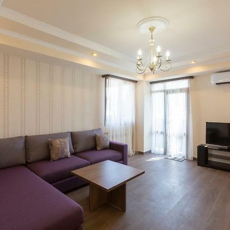 Umba Apartment N3 - Balcony And Mount Ararat View 예레반 외부 사진